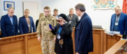 Матері полеглого Захисника у Вінниці вручили орден «За мужність» ІІІ ступеня, присвоєний посмертно