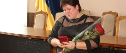 Мати 24-річного загиблого “азовця” з Козятинської громади отримала нагороду сина