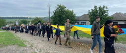 Мешканці Бершадської громади провели в останню путь полеглого Героя