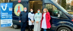 Вінничани вакцинувались у мобільній бригаді в центрі міста