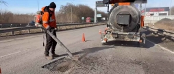 На автомагістралях Вінниччини ось-ось стартують повноцінні ремонтні роботи