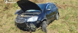 На об'їзній дорозі Вінниці авто з'їхало у кювет — постраждала пасажирка