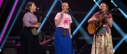 На шоу “Голос” в Німеччині співоча вінничанка розвернула до себе всі тренерські крісла 