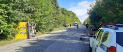 На трасі «Немирів - Могилів-Подільський» Mercedes зіткнувся з «ЗАЗ Форза» - загинула пасажирка