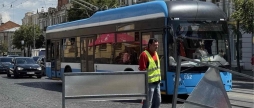 На центральній вулиці Вінниці завершують реконструкцію дорожнього покриття