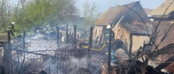 На Вінниччині за один день згоріли чотири господарчі будівлі 