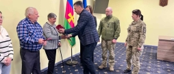 На Вінниччині батьки отримали орден загиблого на фронті сина-героя