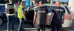На Вінниччині чоловік обіцяв військовозобов'язаним перетин кордону за 14 тис. доларів