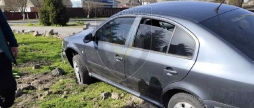 На Вінниччині чоловіку стало зле за кермом — авто врізалась в огородження