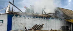 На Вінниччині горіли будинки, господарчі споруди та три тонни сіна