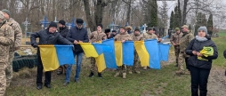На Вінниччині громада прощалась із загиблим у ДТП військовослужбовцем ТЦК
