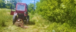 На Вінниччині тракторист травмував людину косаркою під час покосу трави
