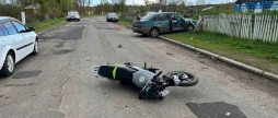На Вінниччині водій, якого раніше вже судили за нетверезу їзду, збив підлітка на мотоциклі