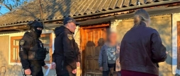 На Вінниччині викрили серійного розповсюджувача дитячого порно підозрюваного взяли під варту