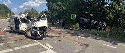 На Вінниччині зіткнулись два автомобілі Volkswagen - один із водіїв загинув
