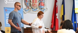 Національний тиждень безбар’єрності Вінниця вчиться ще краще підтримувати людей із порушеннями зору