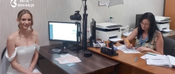 Одразу після одруження вінничанка звернулася до міграційної служби за новим паспортом