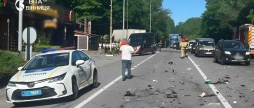 Під Вінницею у ДТП постраждали чотири людини рух оргнізували в об'їзд