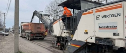 Поблизу Гайсина відновили вже близько 16 тис. м.кв. дорожнього покриття