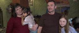 Подарували родинне тепло: сім'я Житників взяла на виховання трьох прийомних дітей