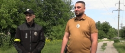 Поліцейські врятували вінничанина, який хотів перерізати собі горло