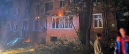 Поліцейські фіксують наслідки падіння уламків "шахеда" у Жмеринці