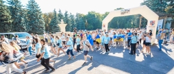 Понад 1200 вінничан взяли участь у забігу пам’яті «Шаную Воїнів, біжу за Героїв України»