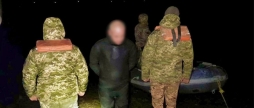 Порушника кордону у гідрокостюмі дістали з Дністра вінницькі прикордонники