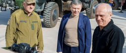 Потужний генератор, тепловізори та зарядні станції передала Вінницька громада бійцям