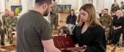 Президент вручив "Золоту Зірку" родині пілота, який похований на Вінниччині