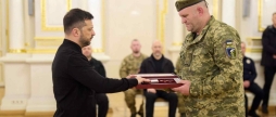 Президент вручив орден «Золота Зірка» вінницькому Герою