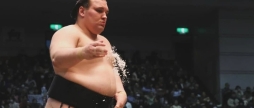 Прикра сенсація вінницький сумоїст Аонішікі програв свій бій на Haru Basho