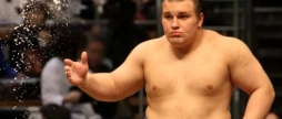 Результати дня Hatsu Basho уродженець Вінниці здолав 195-кілограмового сумоїста