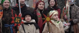 Різдвяний вертеп у Вінниці фольклорний гурт Мокоша колядує для вінничан