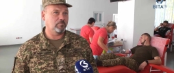 Рятують побратимів бійці вінницького полку нацгвардії стали донорами крові