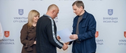 Щодня підтримують оборонців у Вінниці відзначили волонтерів громади