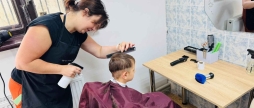 Соціальну перукарню відвідали вінницькі першокласники з родин вразливих категорій 