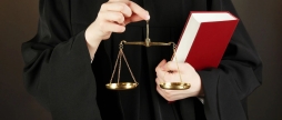 Суддя Вінницького апеляційного суду отримала відставку