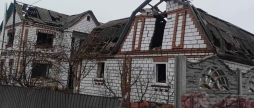 Тріщини в стінах, вибиті вікна й двері, пошкоджені дахи наслідки вибухів на Вінниччині