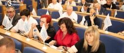 Тульчин і Липовець отримали медичні авто від обласного центру екстреної допомоги