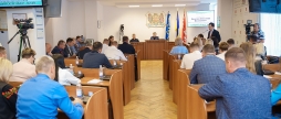Турбота про військових й підсилення економік: ключові рішення травневої сесії Вінницької міськради