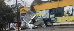 У Барі буревій валив хрести й розкрив дах Автовокзалу