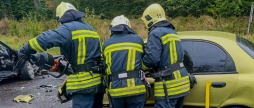 У ДТП на Вінниччині загинув водій, іншого рятувальникам довелось деблокувати з авто