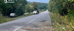 У Гайсинському районі о пів на п’яту ранку розбилось авто з двома хлопцями