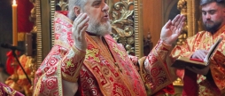 У головному соборі Вінниці звершили святкове богослужіння у Пасхальну ніч