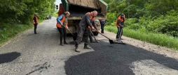 У Калинівській громаді триває ремонт доріг міського та обласного значення