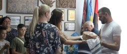 У Калинівській громаді зустріли нацгвардійця, якого повернули з полону