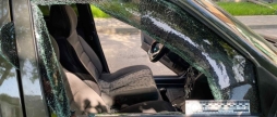У Козятині хлопець розбив скло у автомобілі, щоб вкрасти з салону 7 тис. грн