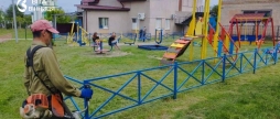 У приватному секторі Вінниці розпочали ремонт дитячих майданчиків