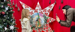 У центрі «ЯМаріуполь. Вінниця» вже панує різдвяно-новорічна магія